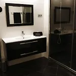 Real Apartment *